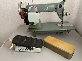Máquina de coser ALFA eléctrica con pedal