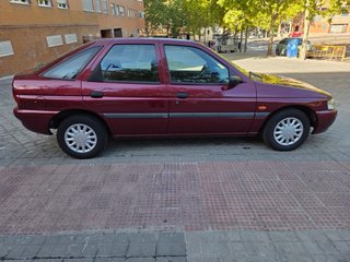 Ford Escort vehiculo historico
