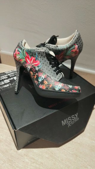 Zapatos Missy Rockz Acordonados Nuevos