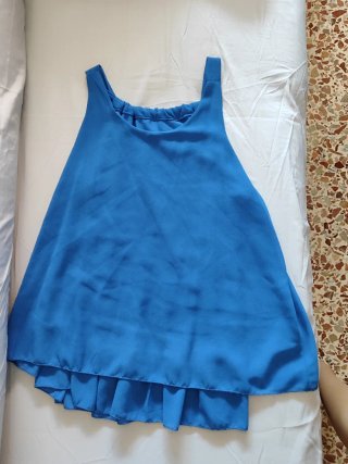 Camiseta azul de tirantes
