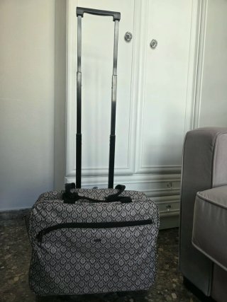 Maletín con ruedas
