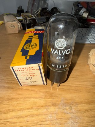 Válvula de Radio Valvo 451 nueva