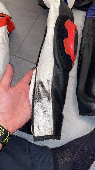 Mono Dainese 2 piezas