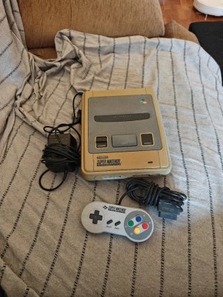 Consola Super Nintendo (SNES)