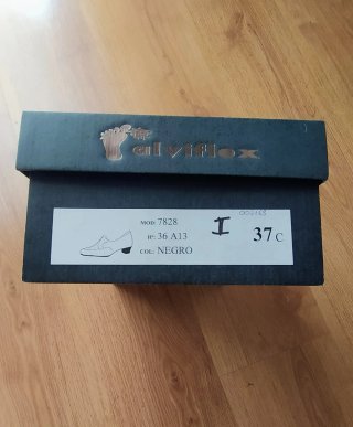 Zapatos con cordones negros Talla 37