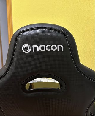 Silla Gaming Nacon PlayStation Negra y Blanca