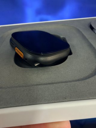 Apple Watch Ultra 3 49mm Black Ti Black Alp Lp M