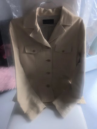 Chaqueta Beige Zara