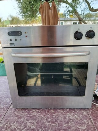 Horno zanussi ZBN 760 X