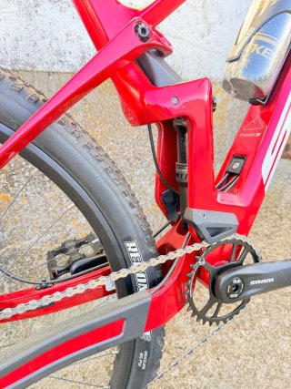Bicicleta MTB Scott Roja y Blanca talla M