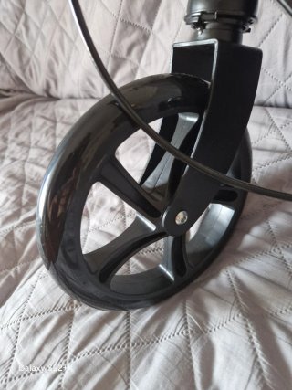 Patinete de dos ruedas Nuevo!!