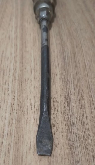 Destornillador antiguo madera