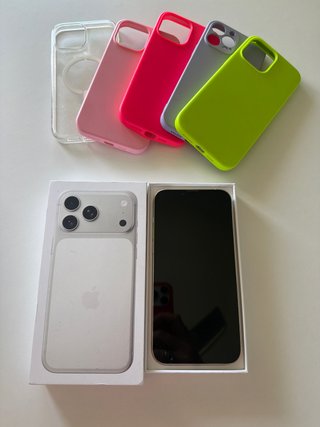 iPhone 13 Pro Max Argento + 4 custodie + cavo originale