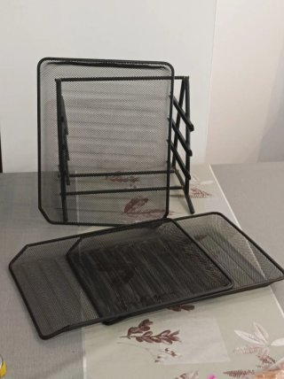 Archivador de escritorio de metal negro