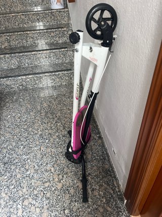 Patinete de tres ruedas plegable