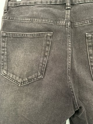 Pantalón vaquero Zara negro