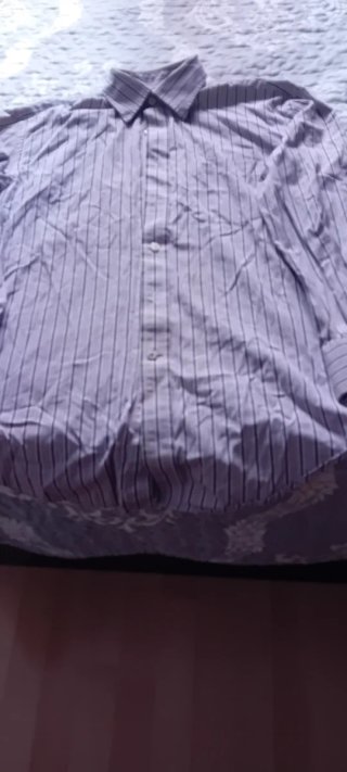 Camisa Pedro del Hierro tiene 3 colores