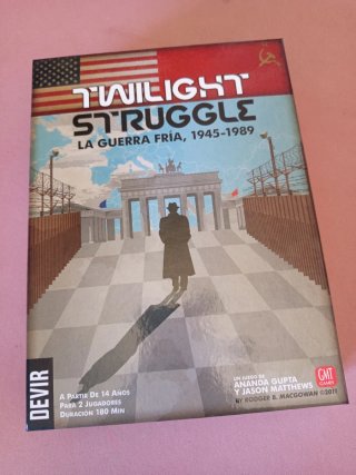 Twilight Struggle enfundado - Juego de mesa