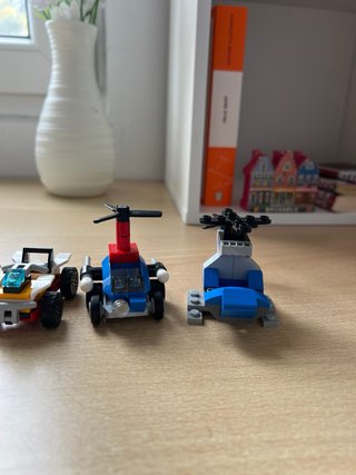 Lote de 10 vehículos LEGO City