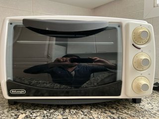 Horno Eléctrico DeLonghi 21L 1800W - SIN USAR