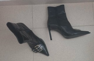 Botines tacón Zara hebillas