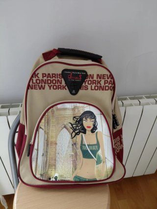 Mochila City Girls Beige y Rojo