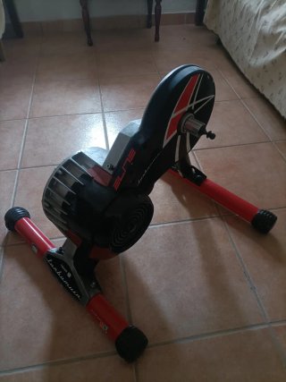 Rodillo de Entrenamiento Elite Turno