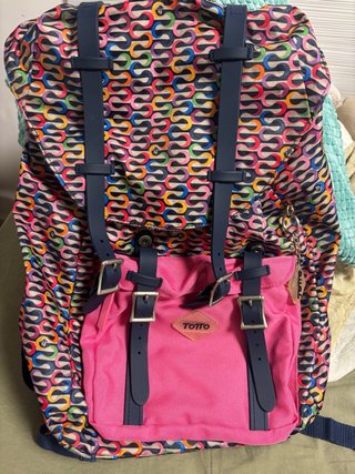 Mochila Totto Multicolor y Rosa