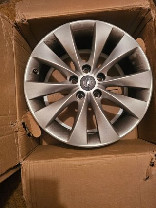 Juego de Llantas Opel 18 Astra J Originales 4 uni