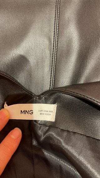 Mono efecto piel negro. Es xxs pero talla xs