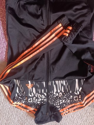 Chándal Adidas Negro y Naranja