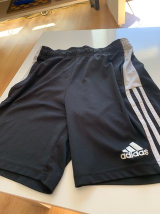 Pantalón corto deportivo Adidas negro
