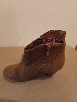 Botines Marrones de Tacón