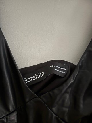 Top Bershka Negro Corsé