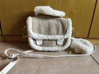 Borsetta effetto pelle