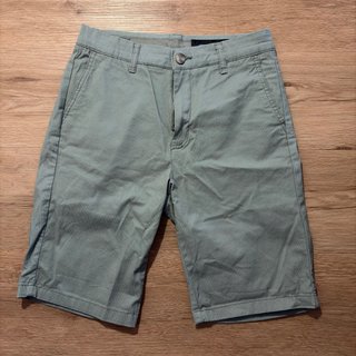 Pantalones cortos verdes