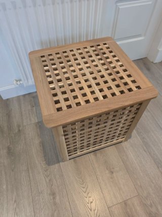 Mesa auxiliar IKEA HOL acacia