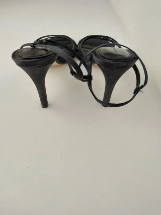Sandalias de tacón Negras Zara Talla 38