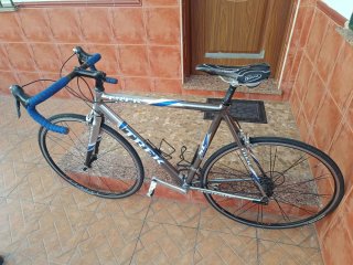 Bicicleta de carretera Trek