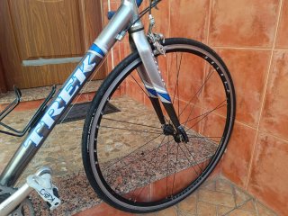 Bicicleta de carretera Trek