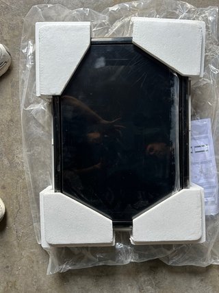 Ventana Abatible para Furgoneta o Caravana