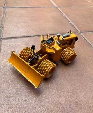 JOAL 218 Compactadora Caterpillar 825B