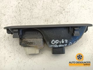 Mando elevalunas trasero izquierdo Renault Megane