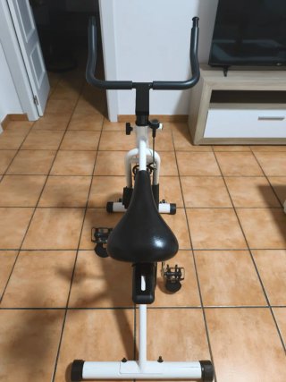 Bicicleta Estática Blanca