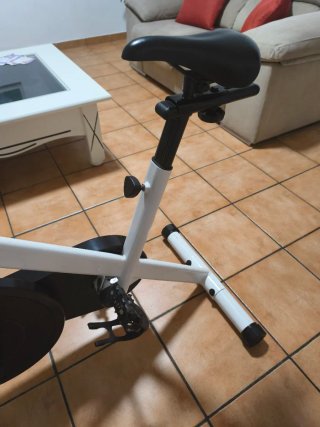 Bicicleta Estática Blanca