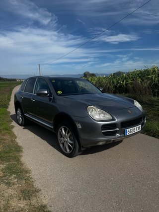 Porsche Cayenne 2005