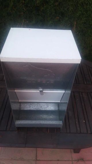 Comedero para mascota Copele de metal