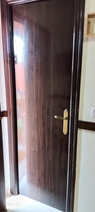 Puertas de madera con cristal y sin cristal