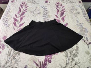 Falda Corta Negra