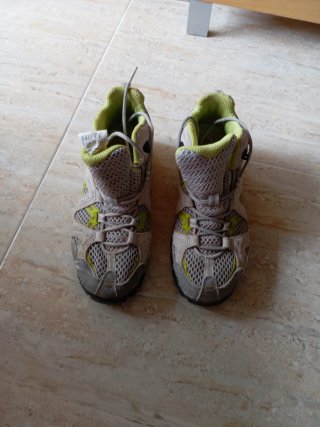 Botas de montaña.N°37